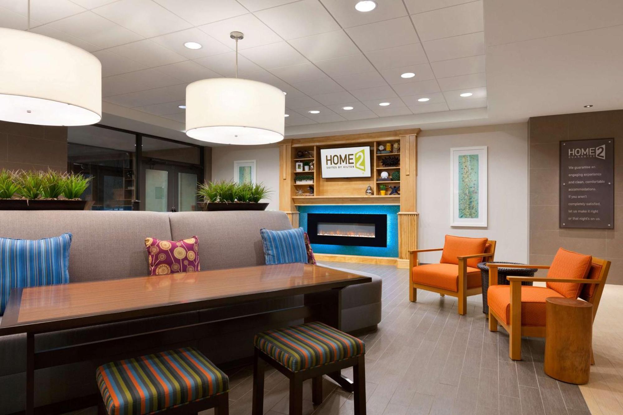 Home2 Suites By Hilton Champaign/Urbana Esterno foto