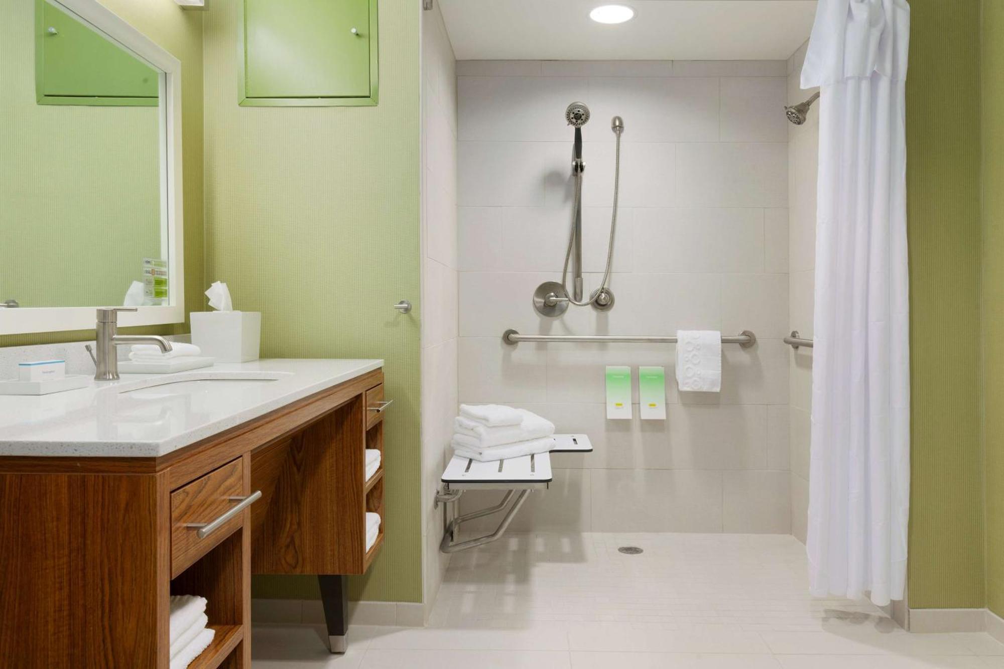Home2 Suites By Hilton Champaign/Urbana Esterno foto
